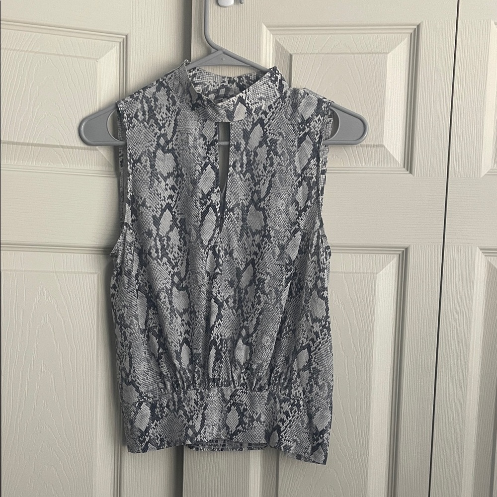 FRAME women's Gray Snake Print Sleeveless Top.  CONT G